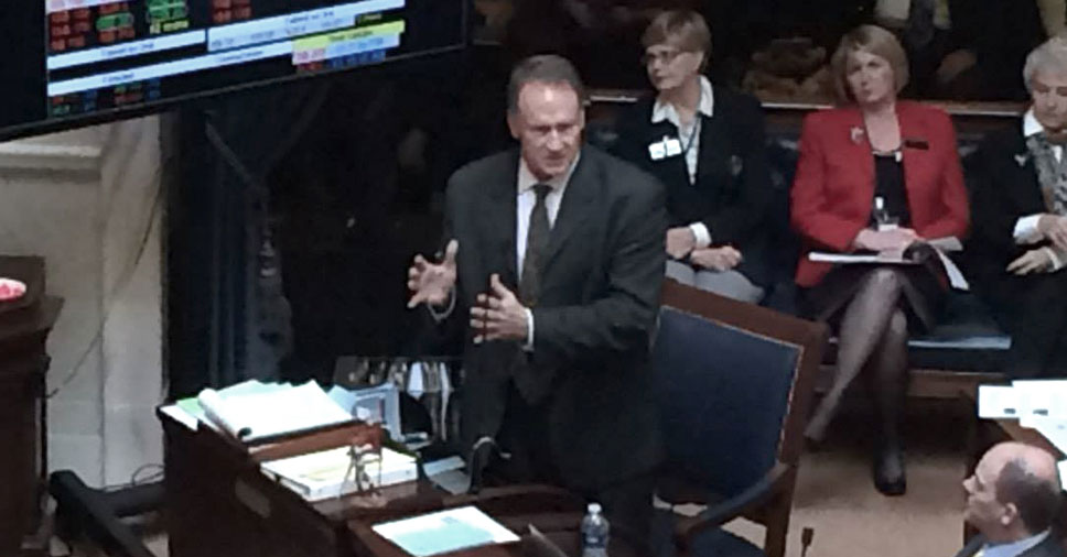 Senator Mark Madsen argues S.B. 259 in the Senate in March 2015